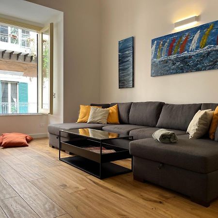 Cala Nera Luxury Apartment パレルモ エクステリア 写真